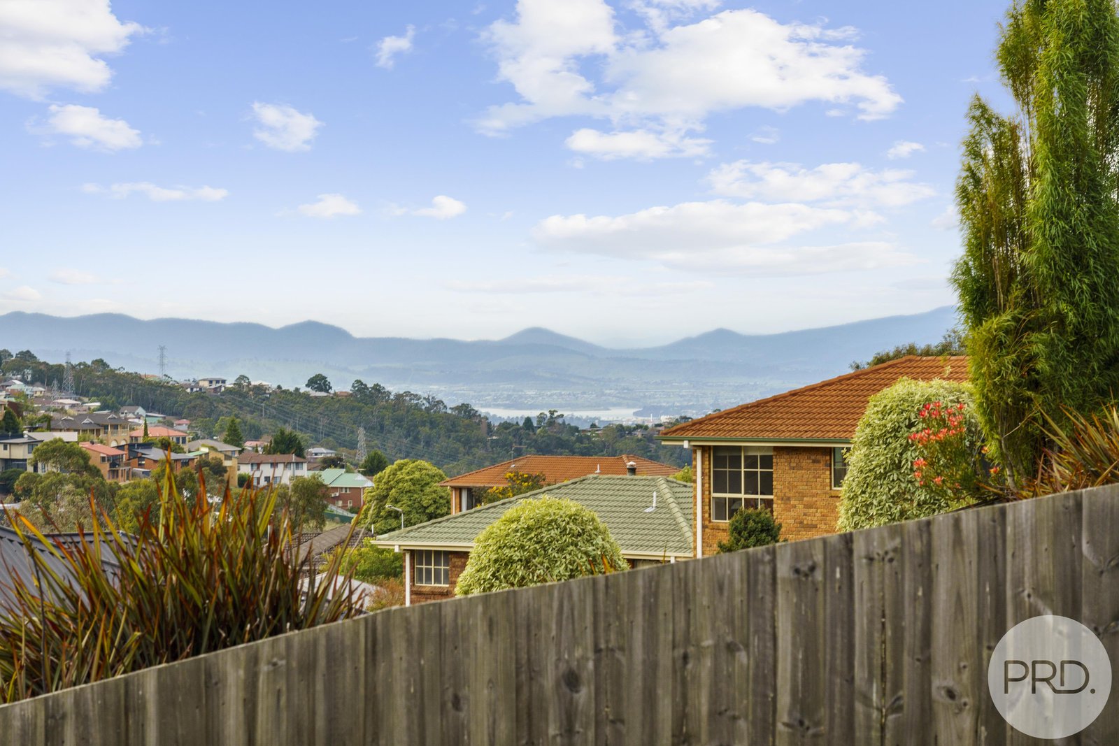 19 Copley Road LENAH VALLEY 18