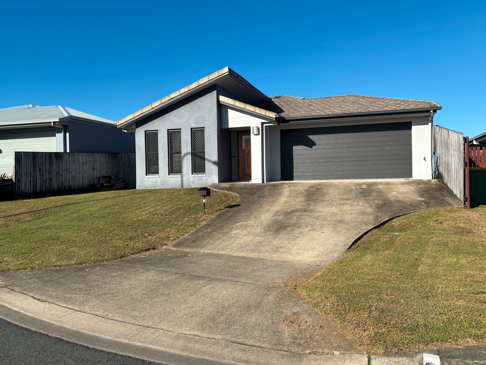 19 Cordia Street RURAL VIEW 1