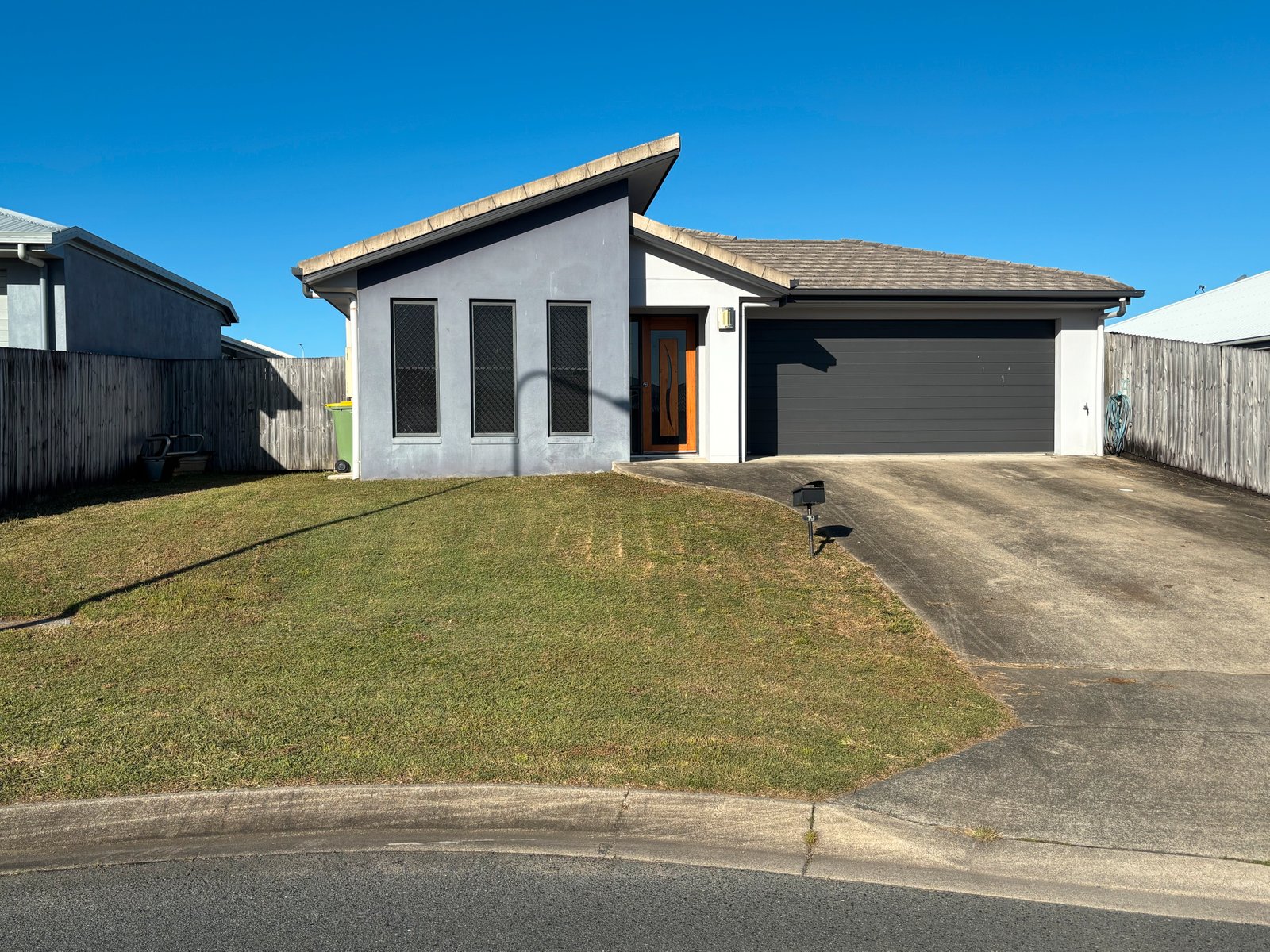 19 Cordia Street RURAL VIEW 2