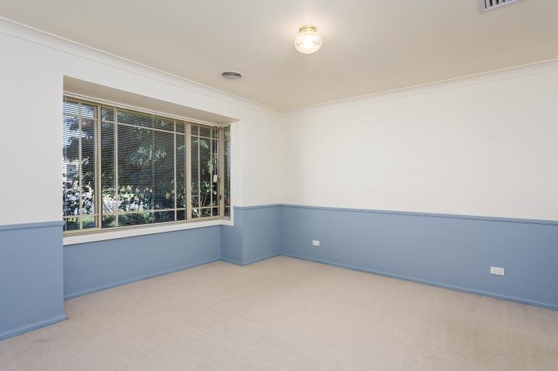 19 Cowan Place LLOYD 7