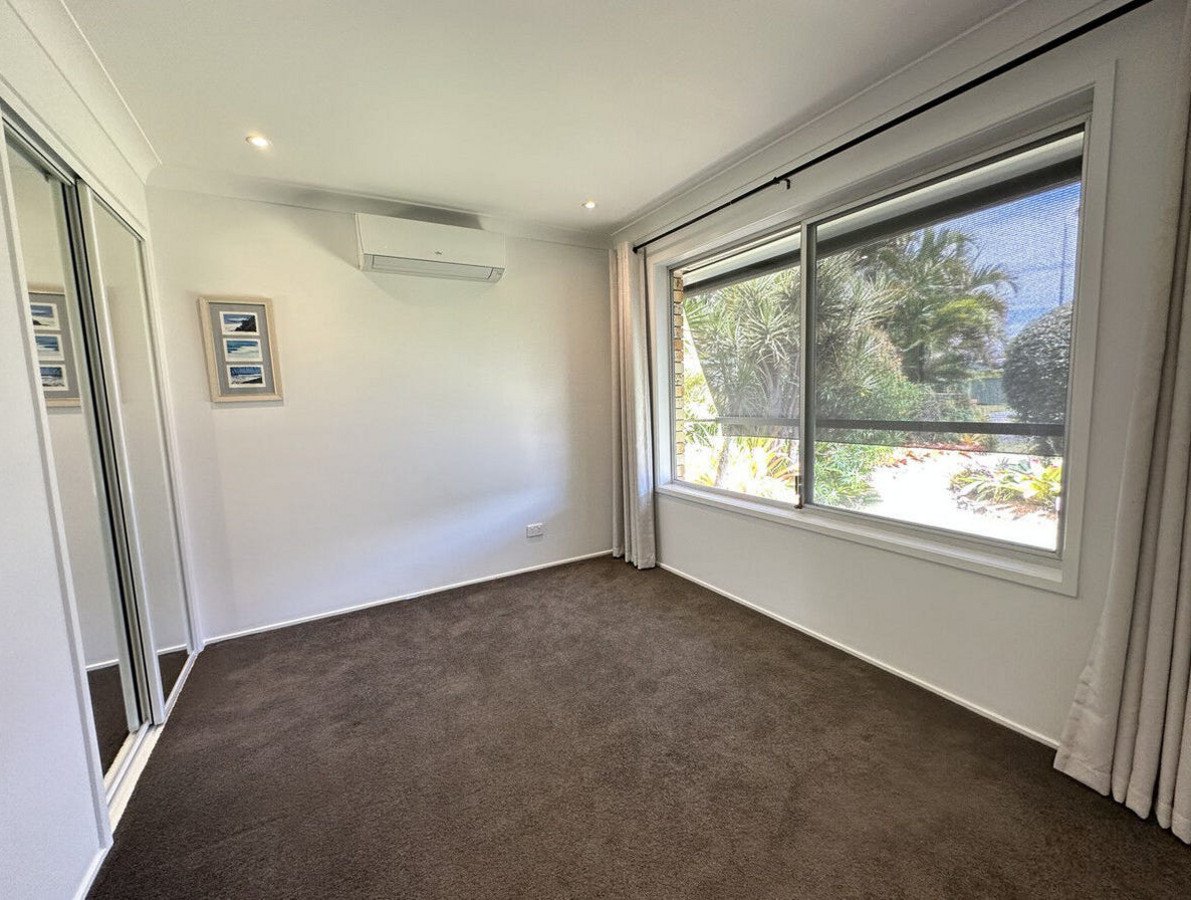 1/9 Crimson Court Miami 7