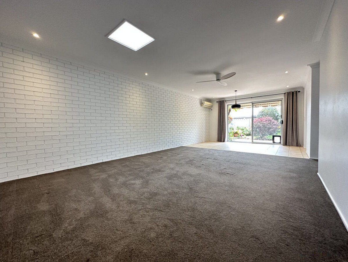 1/9 Crimson Court Miami 2