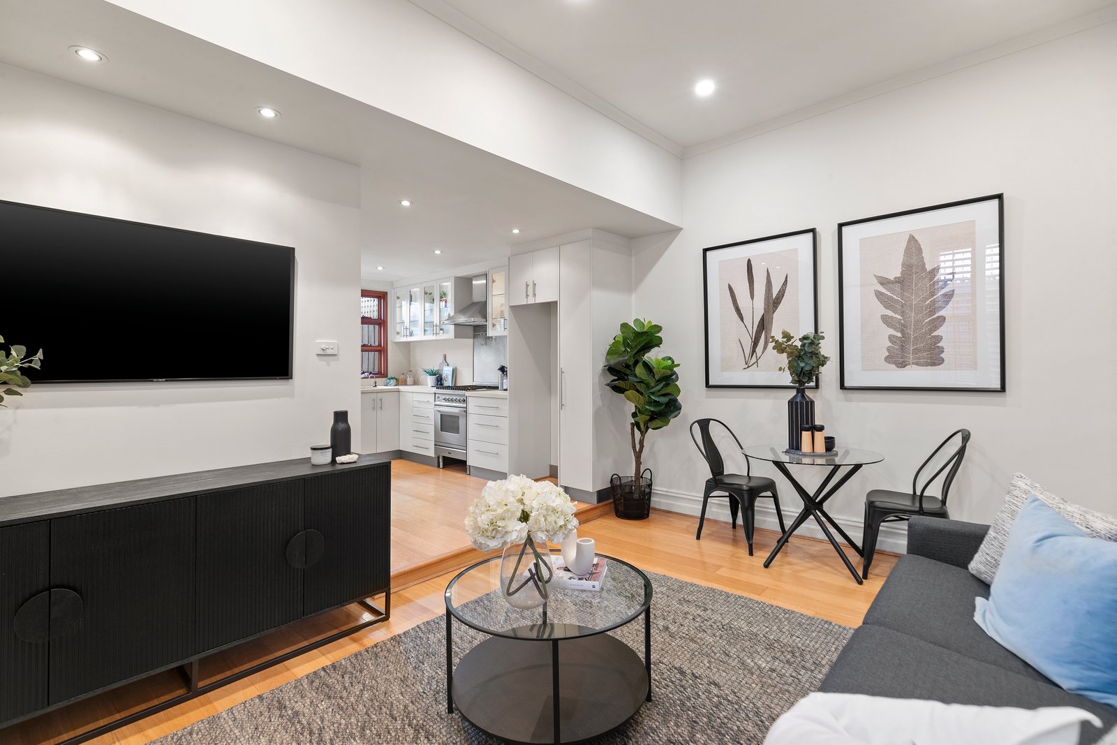 Gallery: 19 Crown Street