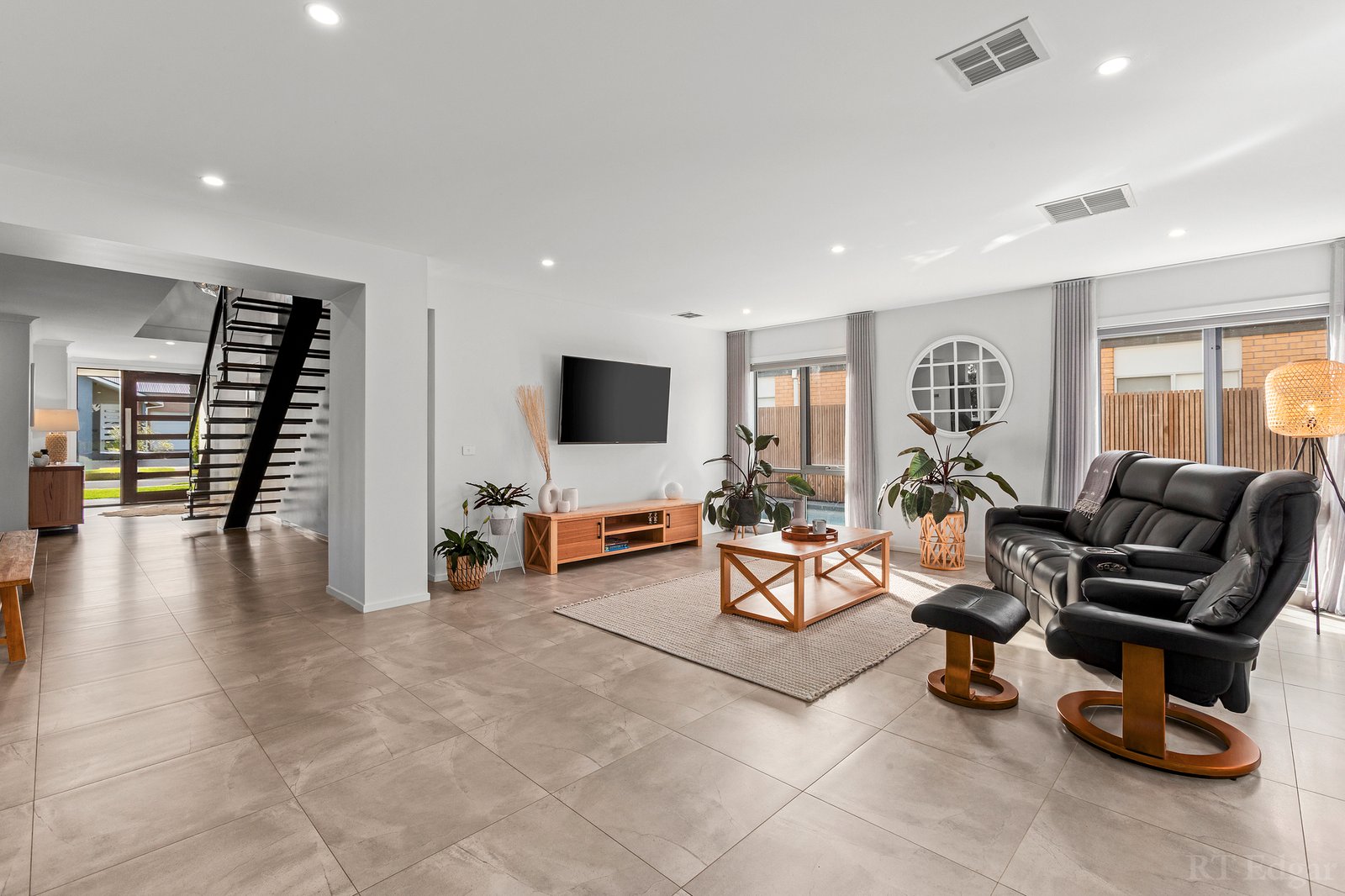 Real Estate and Property in 19 Cutter Street, Ocean Grove, VIC