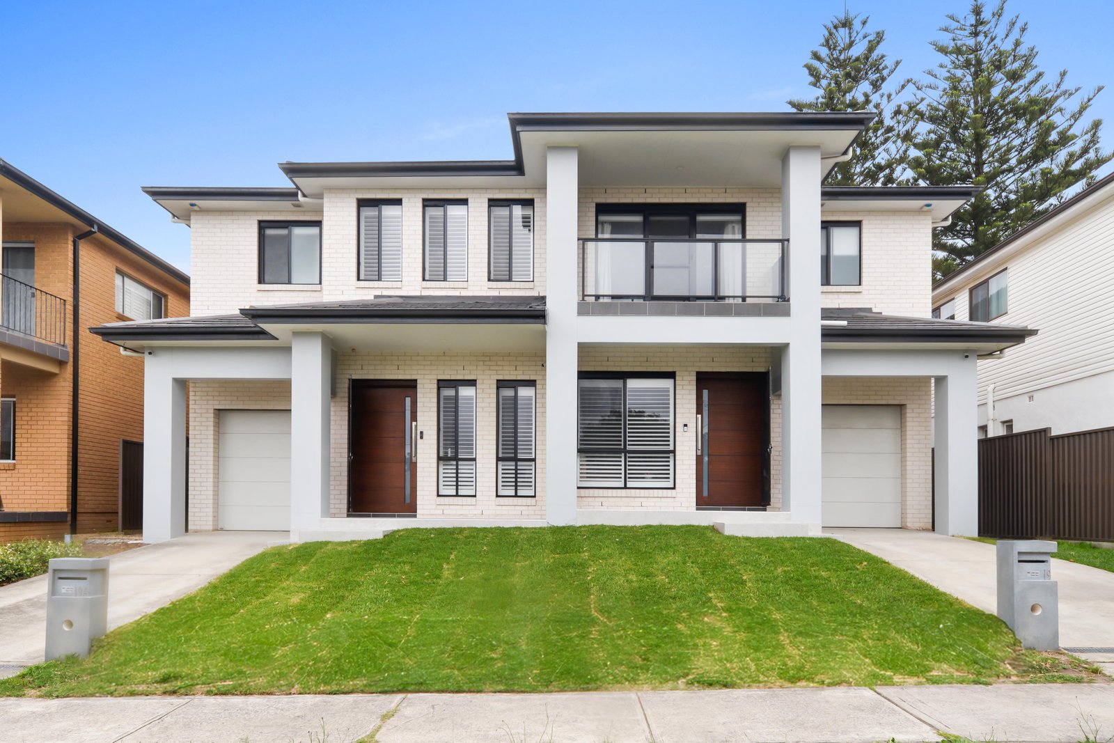 19 Dampier Street CHIFLEY 1