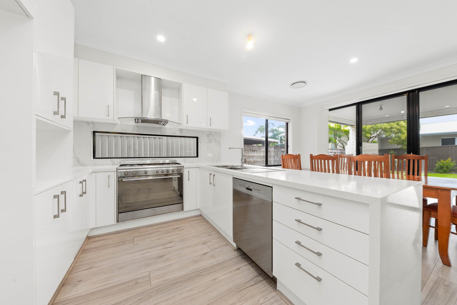 19 Dampier Street CHIFLEY 2