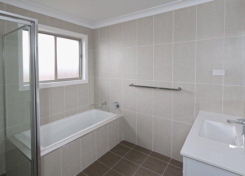 19 Darcy Drive BOOROOMA 4