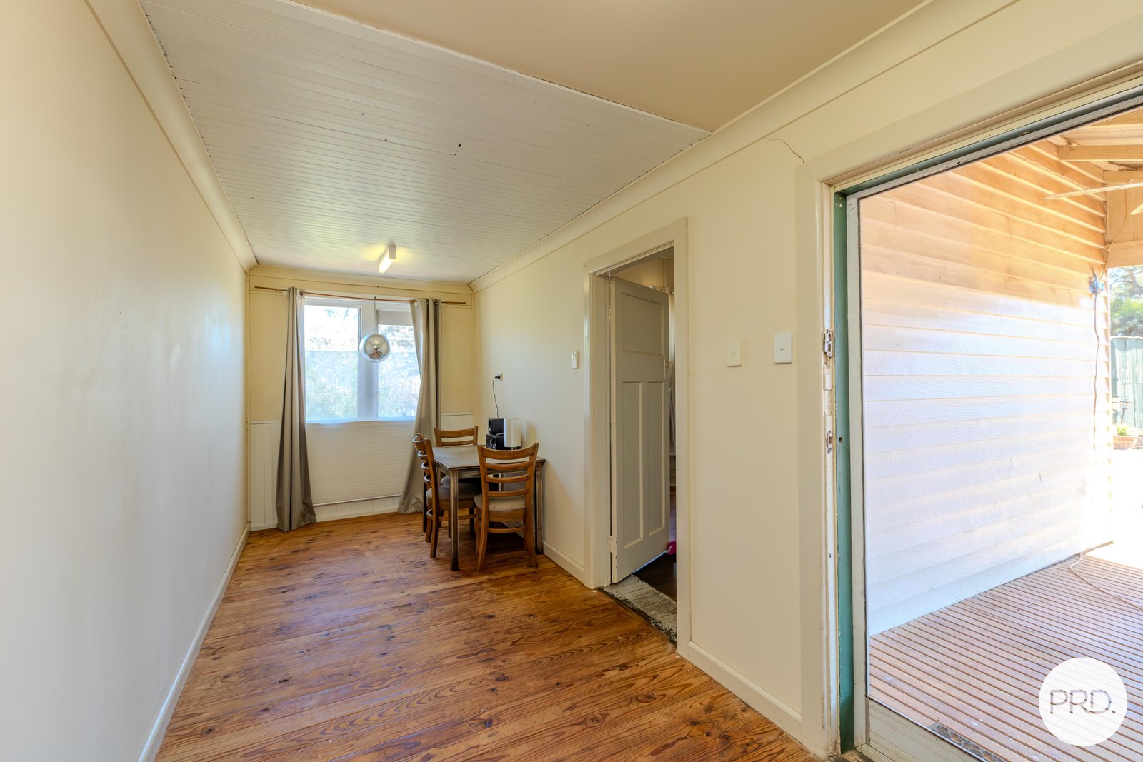 19 Delahoy Road MERINGUR 10