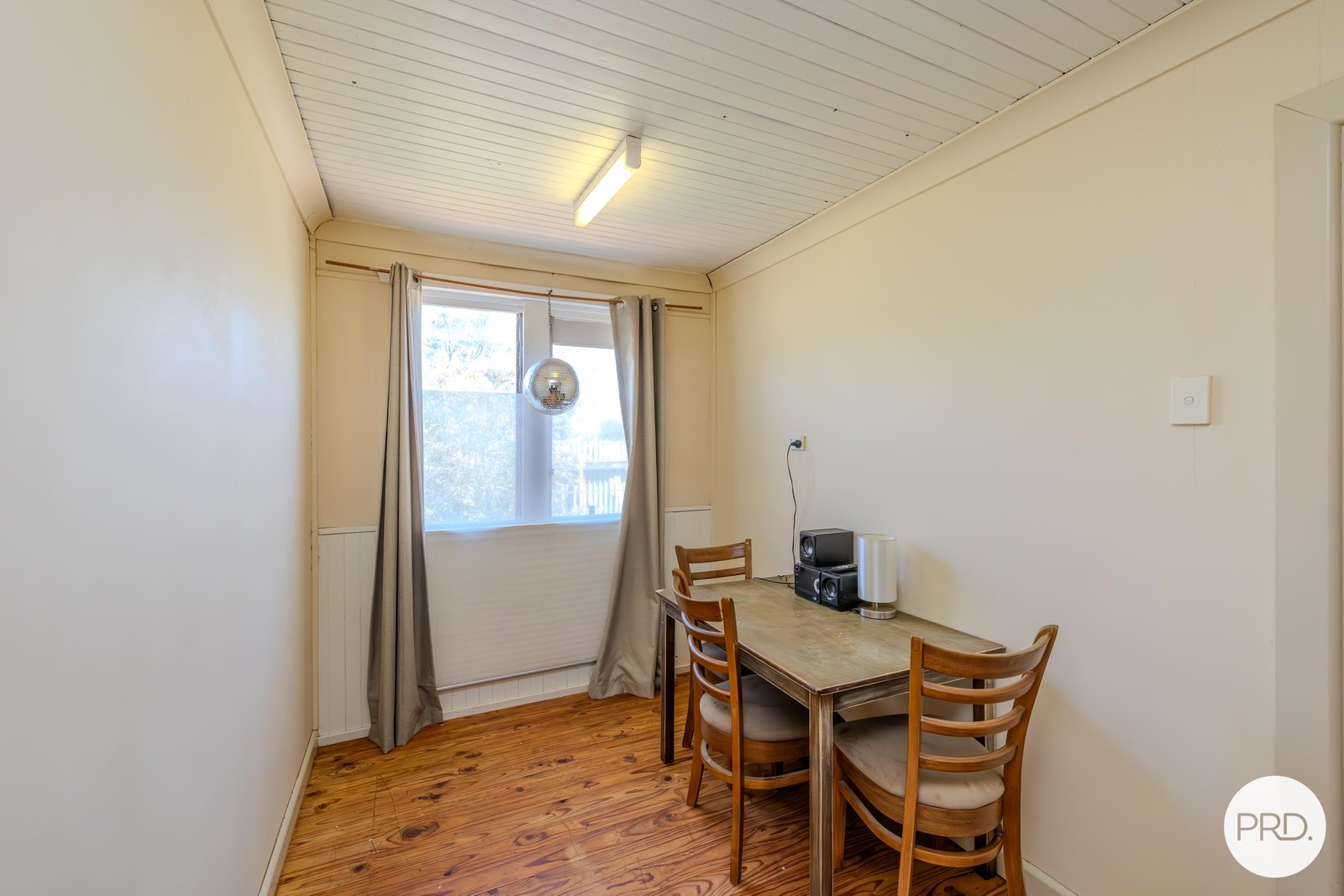 19 Delahoy Road MERINGUR 11