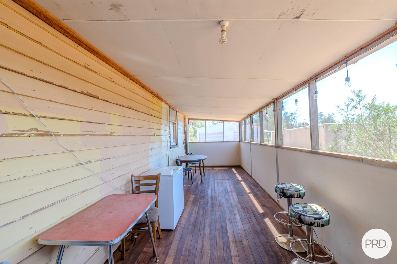 19 Delahoy Road MERINGUR 16