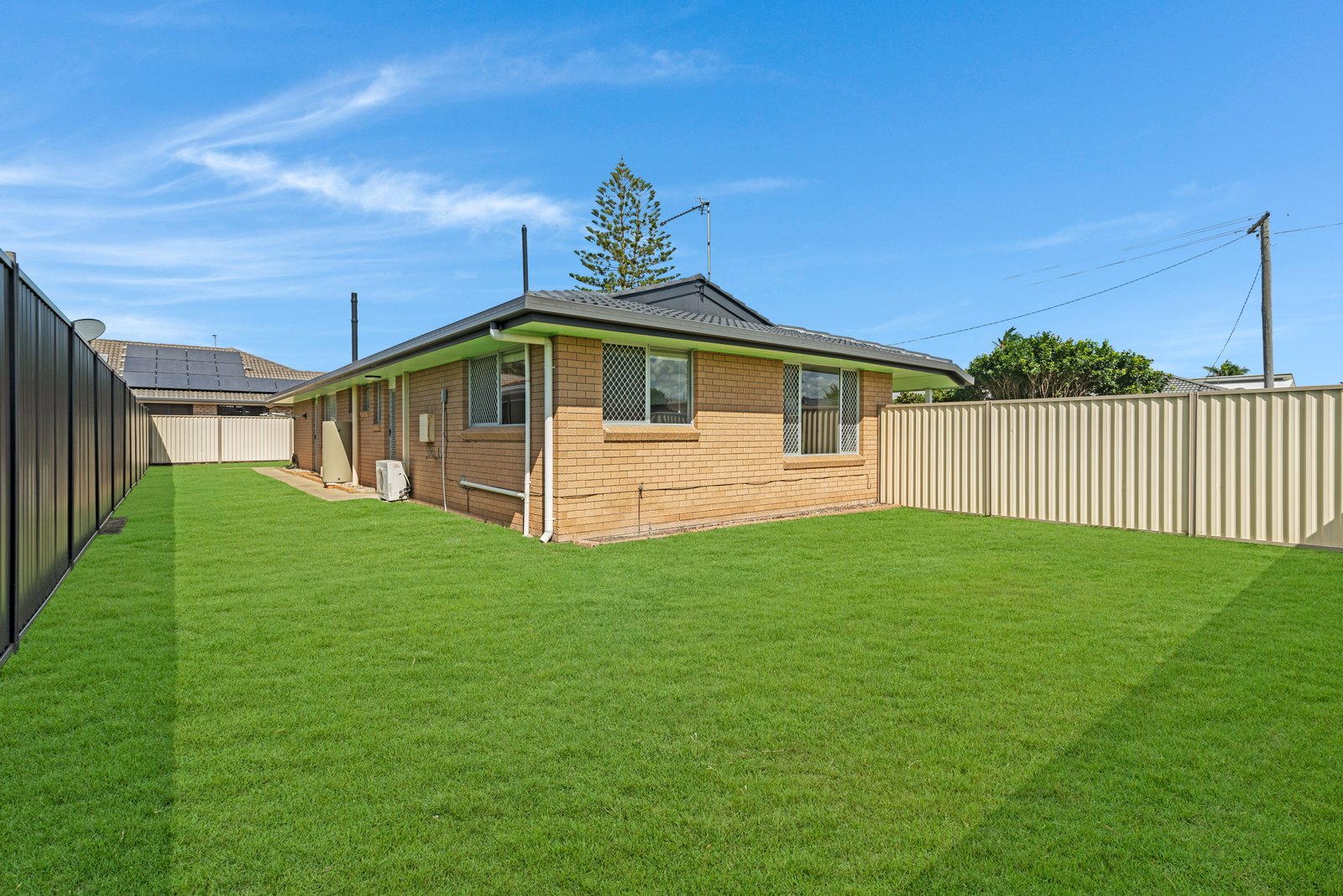 19 Denawen Street PALM BEACH 2