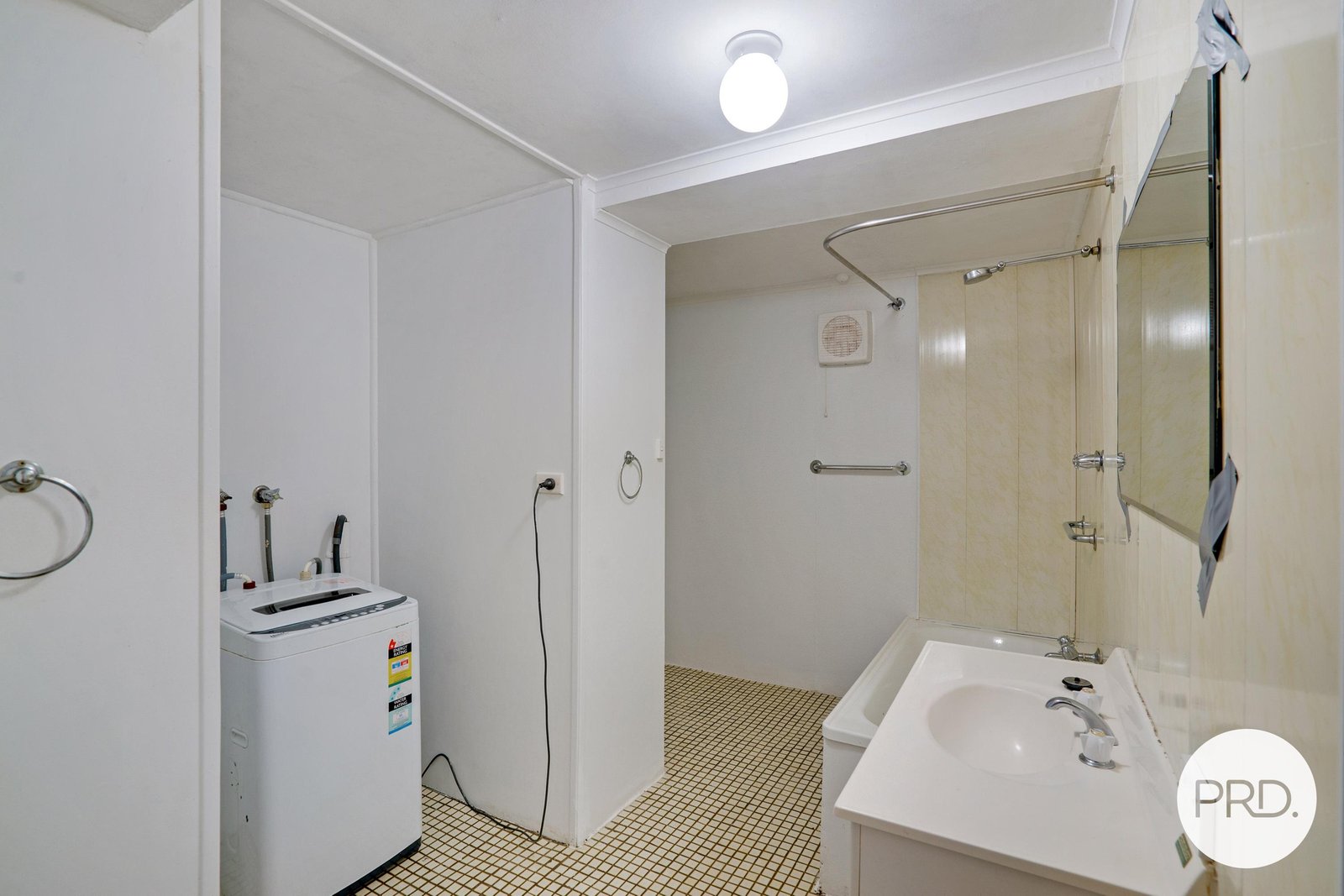 1/9 Dewrang Place MOUNT STUART 8