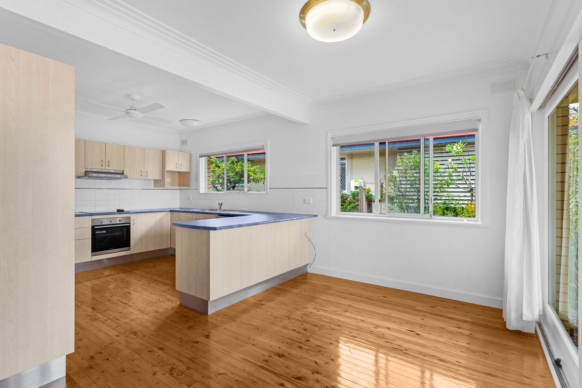 19 Diana Avenue BURLEIGH HEADS 4