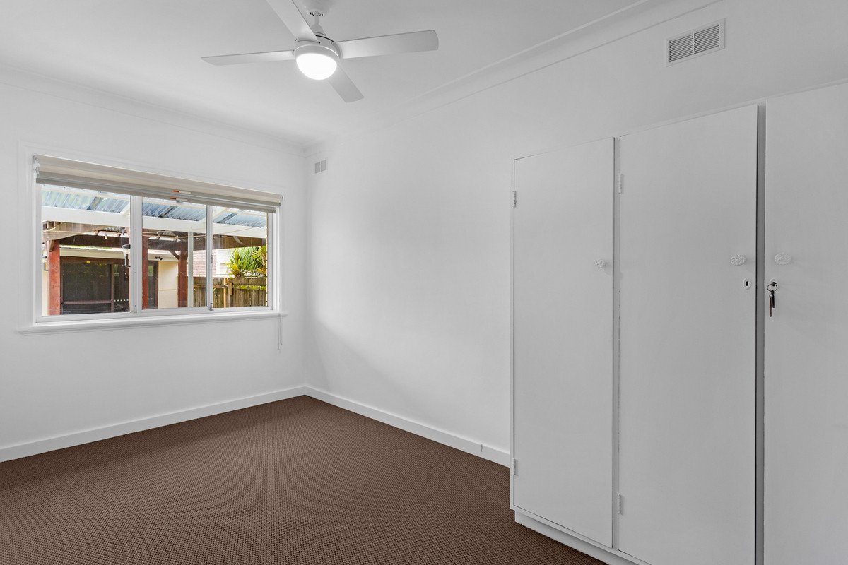 19 Diana Avenue BURLEIGH HEADS 11