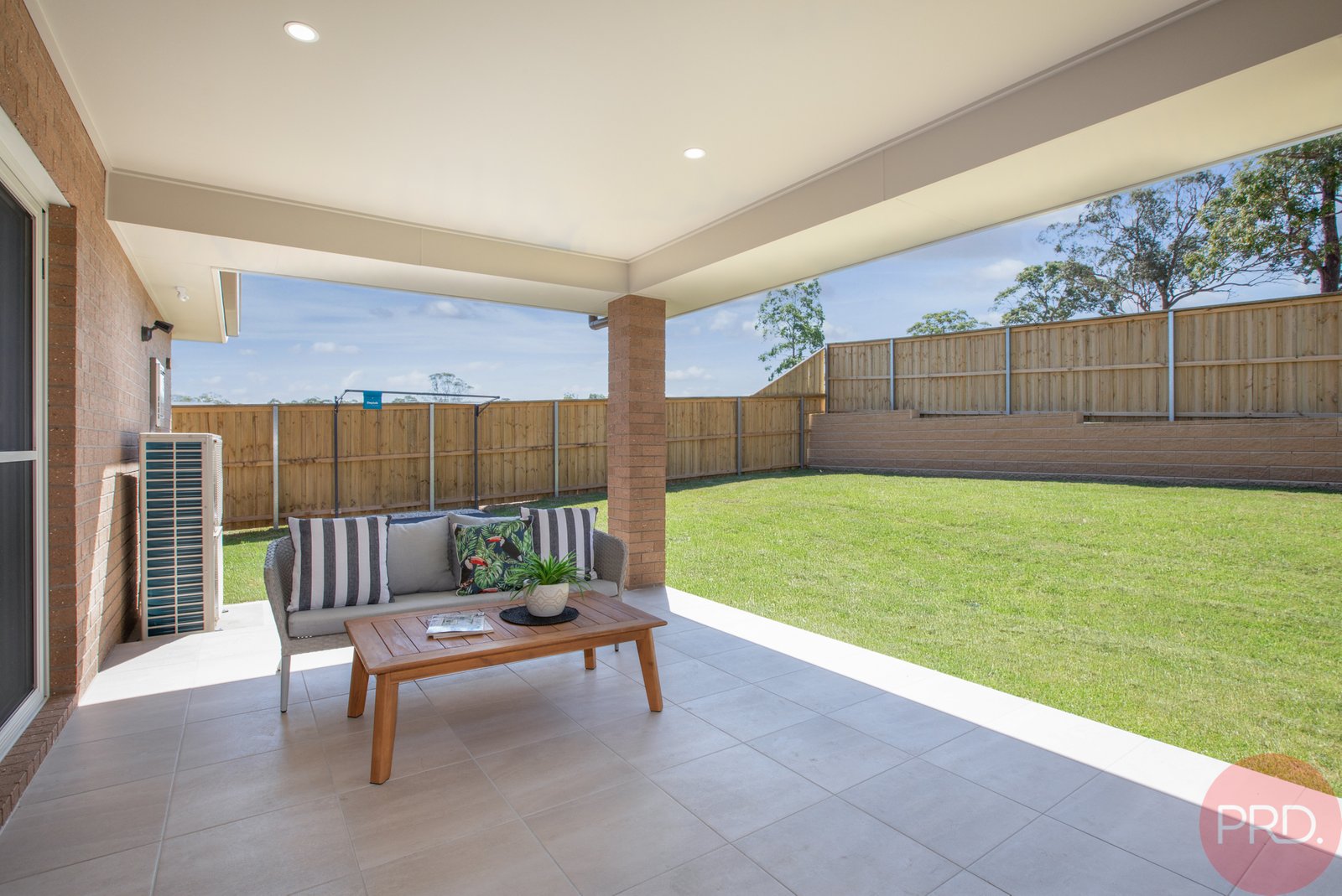 19 Dinton Street GRETA 12