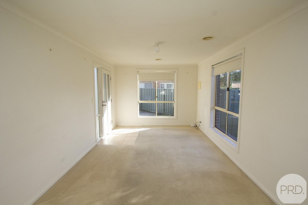19 Domain Gardens SEBASTOPOL 3