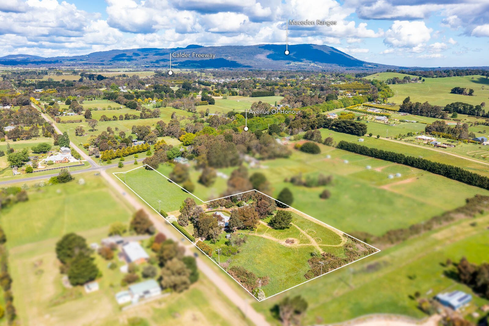 Real Estate and Property in 19 Donovans Road, Woodend North, VIC