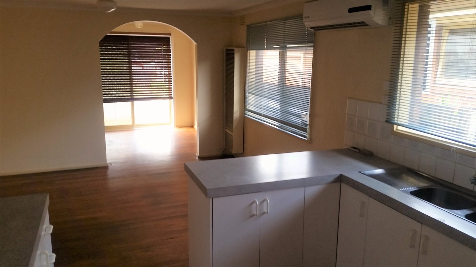 Gallery: 1/9 Dyer Court