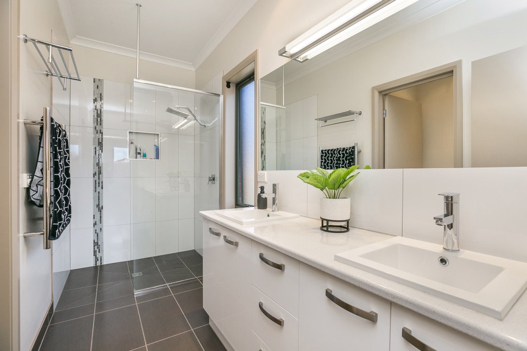 19 Eamont Court STRATHFIELDSAYE 4