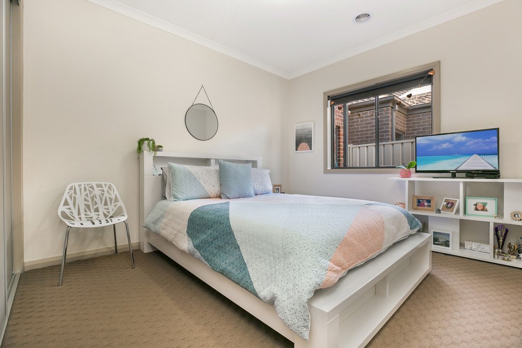 19 Eamont Court STRATHFIELDSAYE 5
