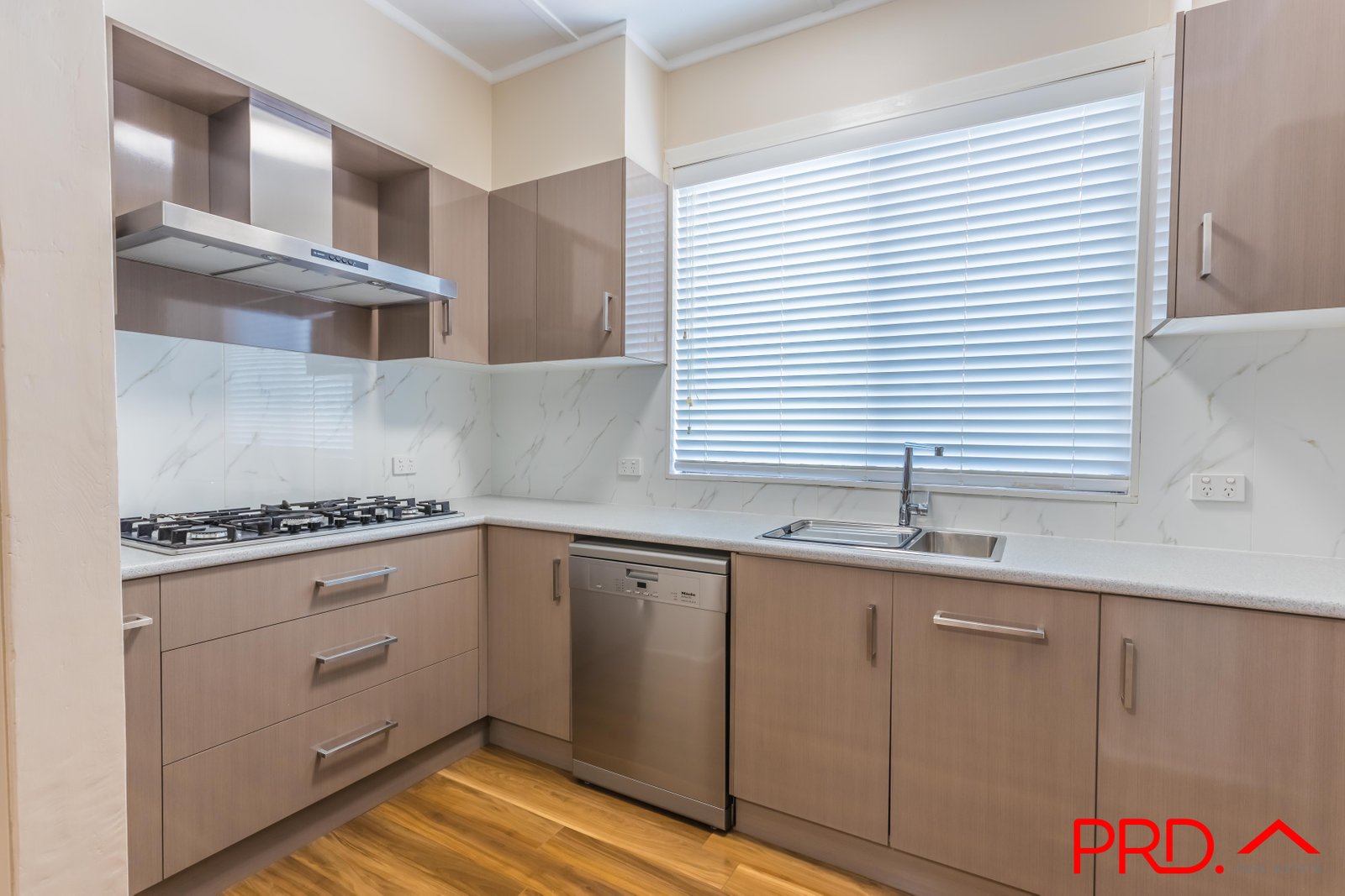 19 Edgeroy Street TAMWORTH 5