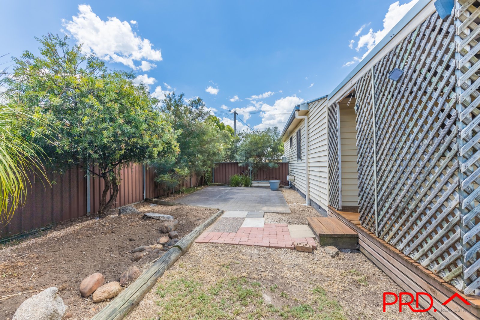 19 Edgeroy Street TAMWORTH 15