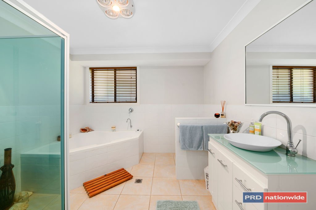 19 Eggleton Street HYLAND PARK 12