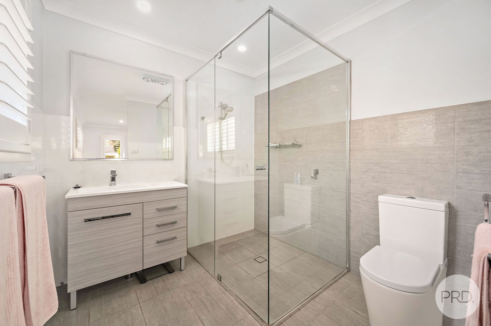 19 Elizabeth Avenue LEMON TREE PASSAGE NSW 2319