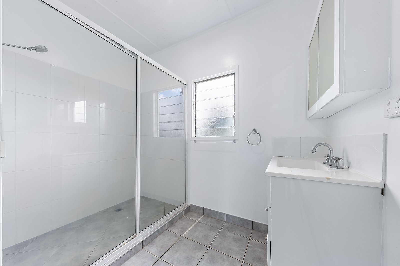 19 Elizabeth Street PROSERPINE 6