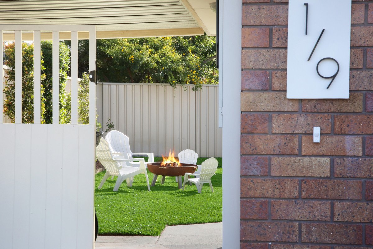 1/9 Elwood Court BURLEIGH WATERS 21