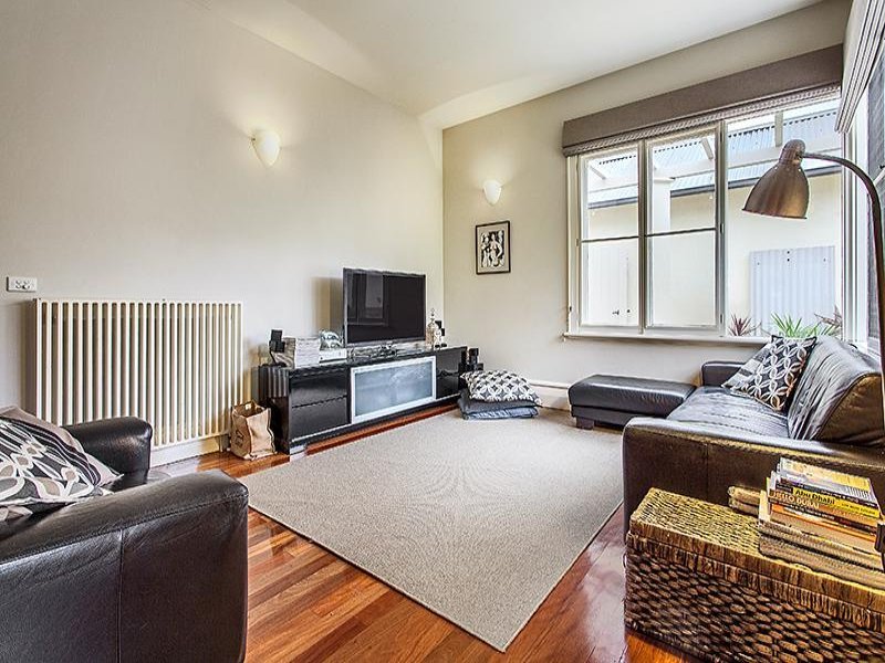 Gallery: 19 Erindale Avenue