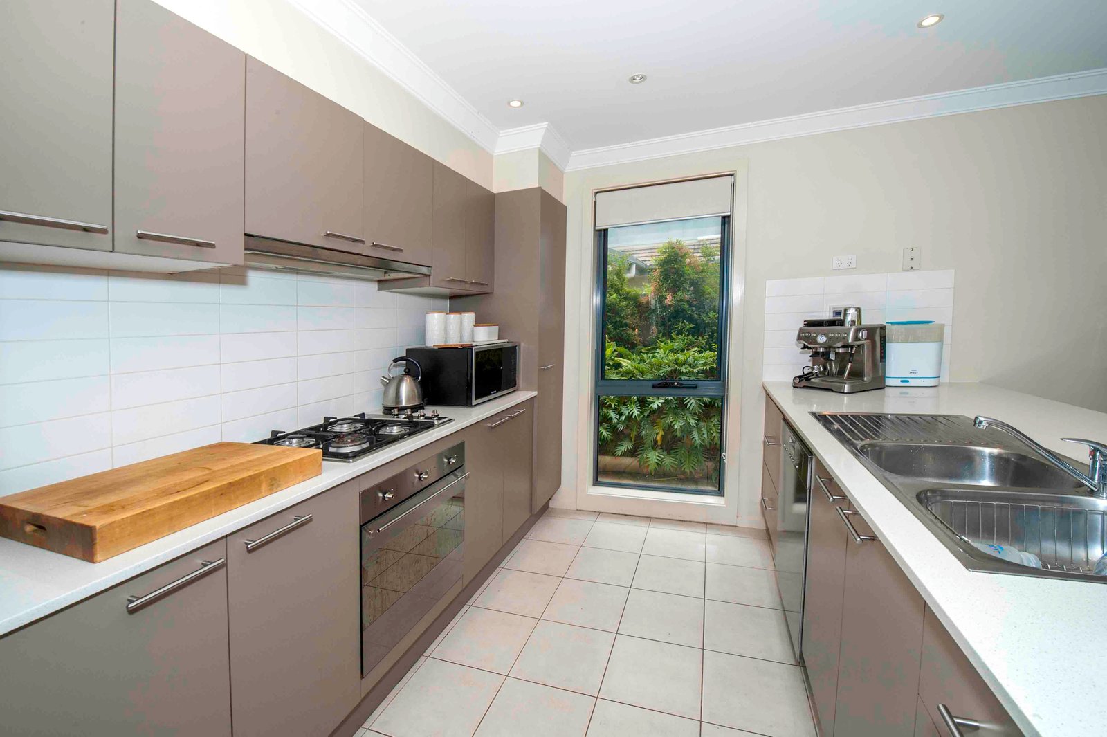 19 Esperance Close LITTLE BAY 5