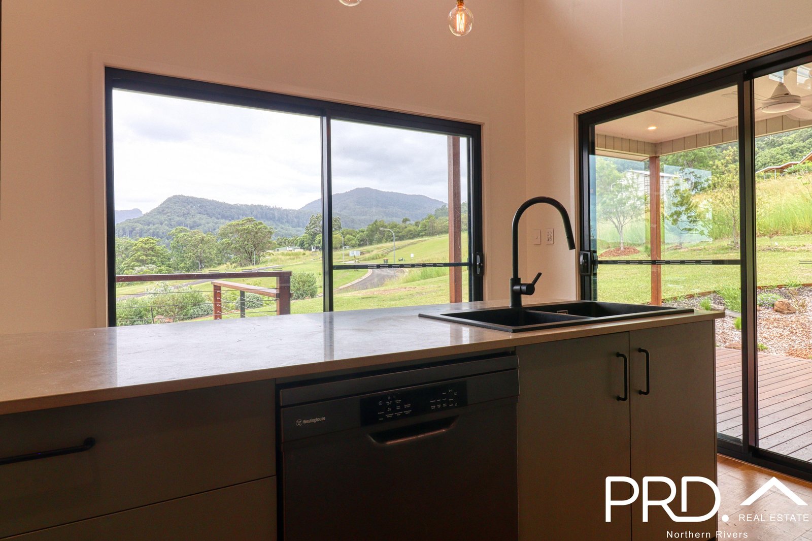 19 Evelyn Way NIMBIN 4