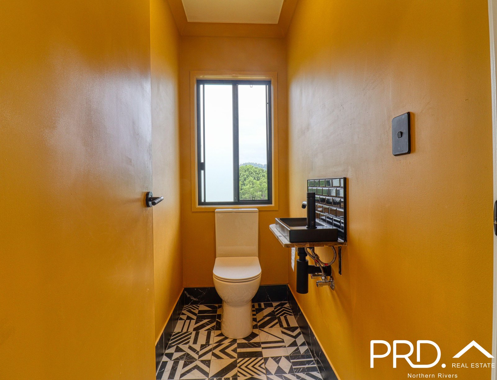 19 Evelyn Way NIMBIN 11