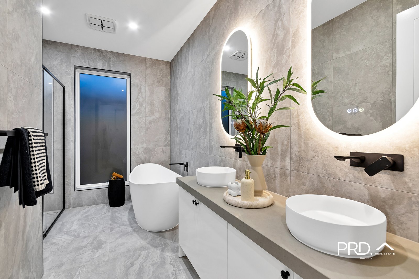 19 Everlasting Road OFFICER 10