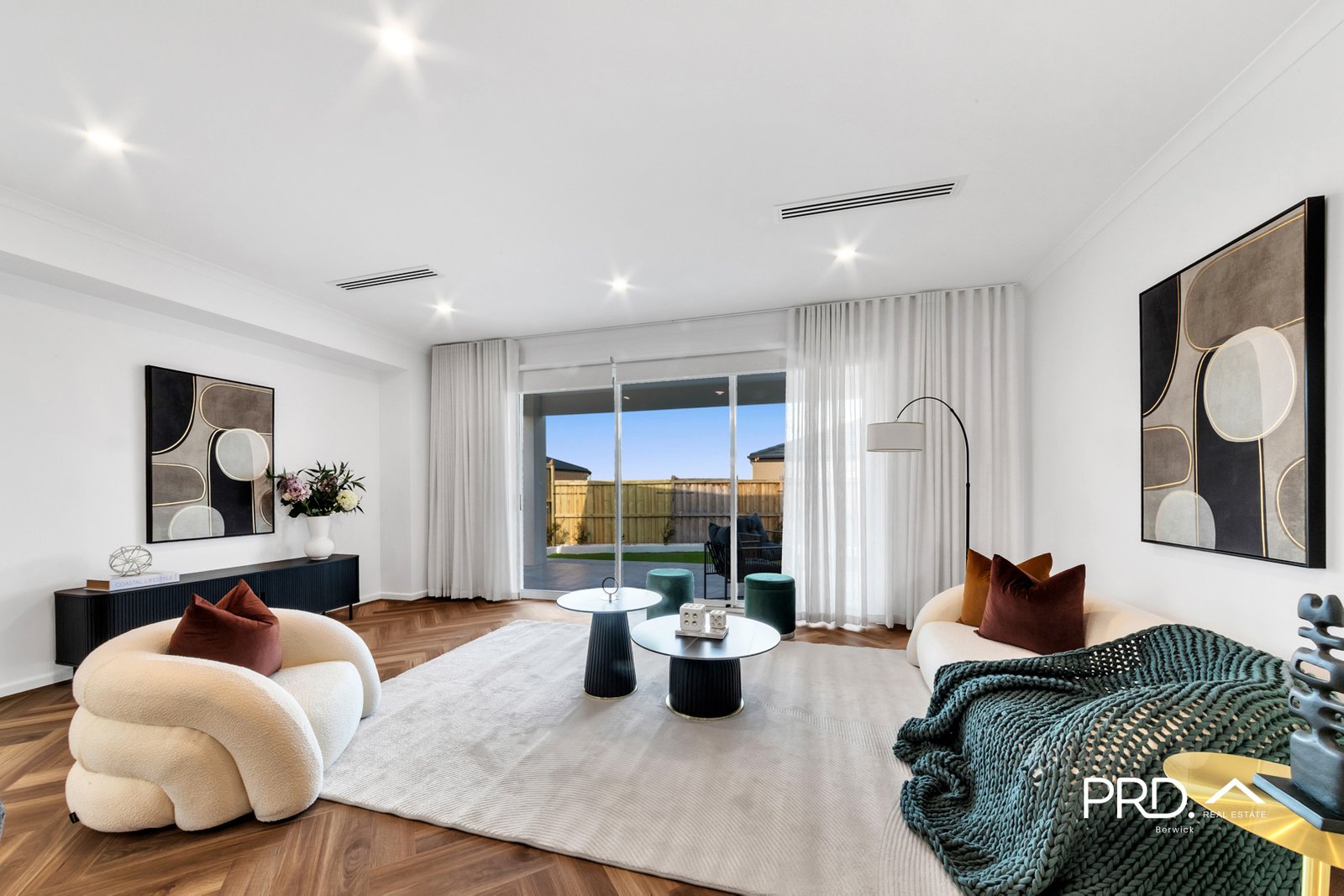 19 Everlasting Road OFFICER 15