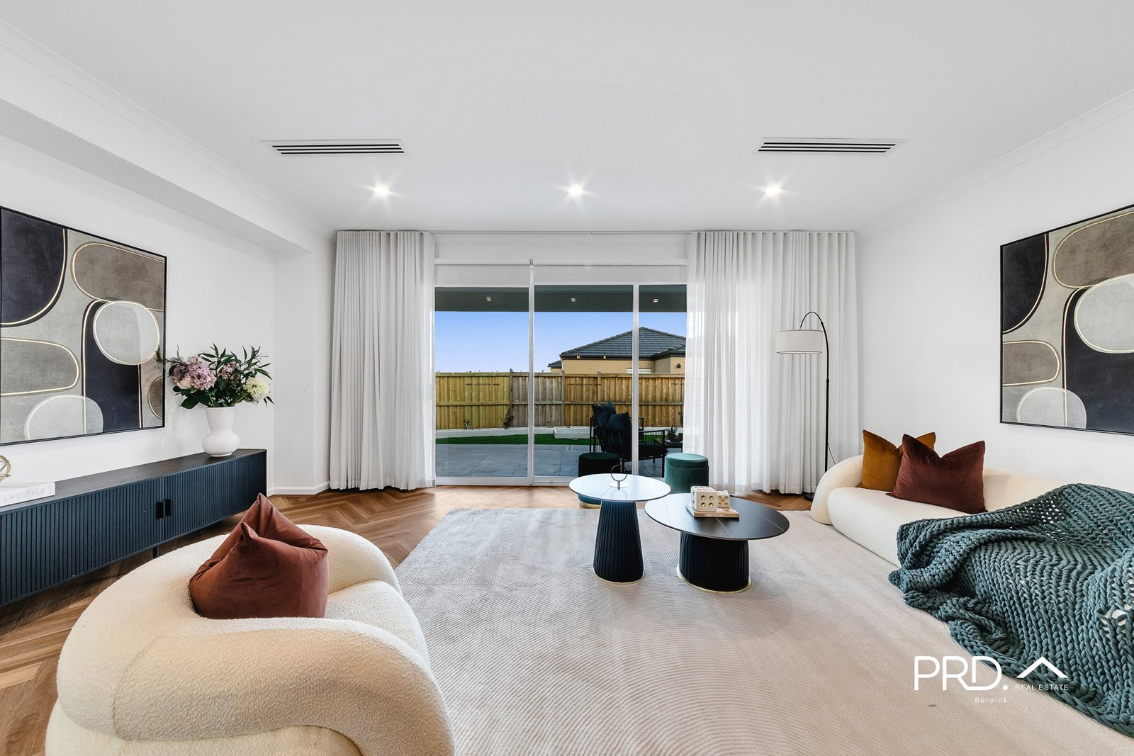 19 Everlasting Road OFFICER 16