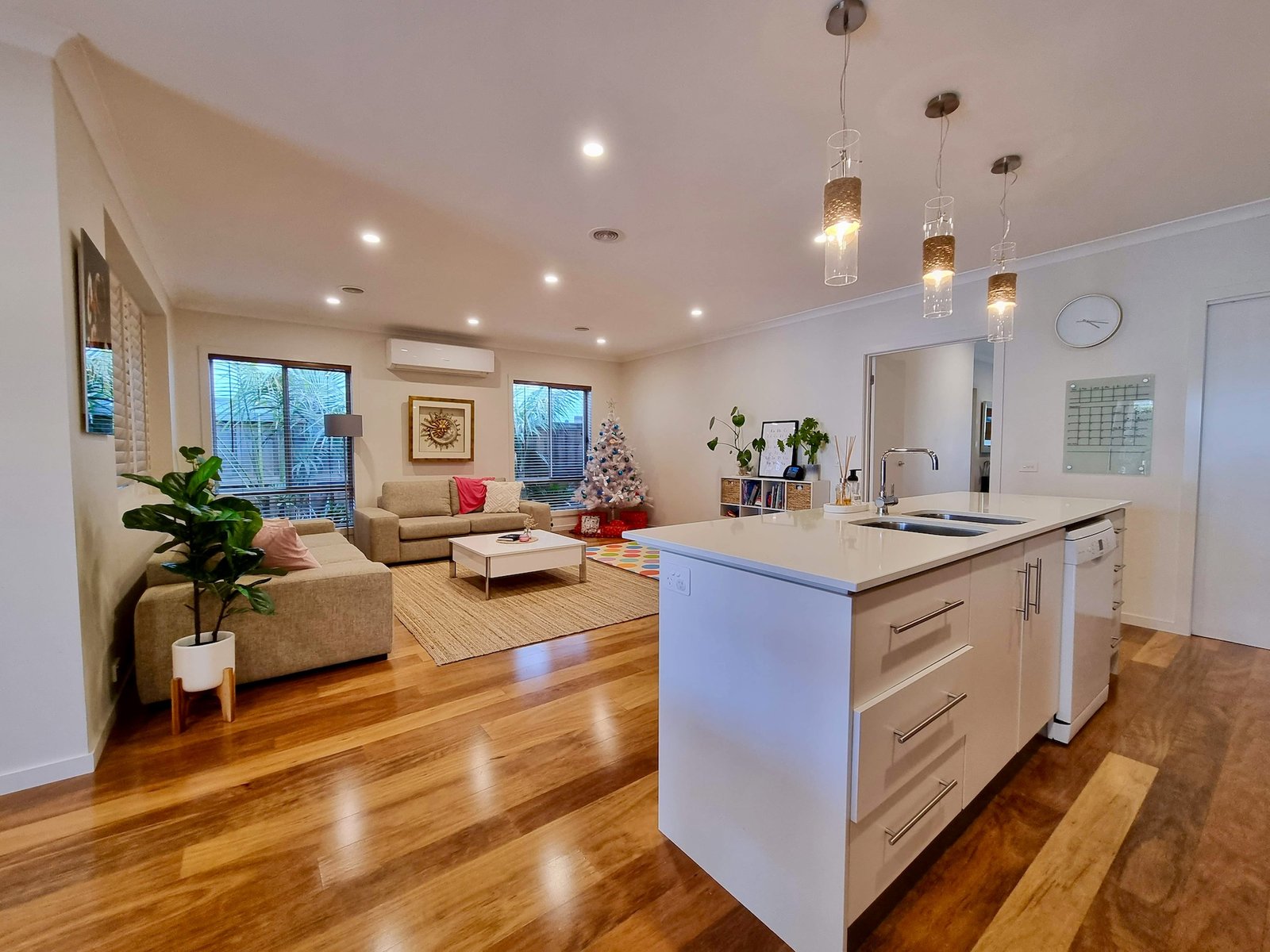 Gallery: 19 Fairthorne Street