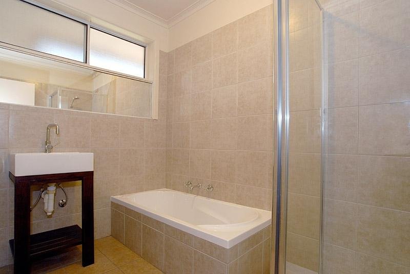 Gallery: 19 Farm Road