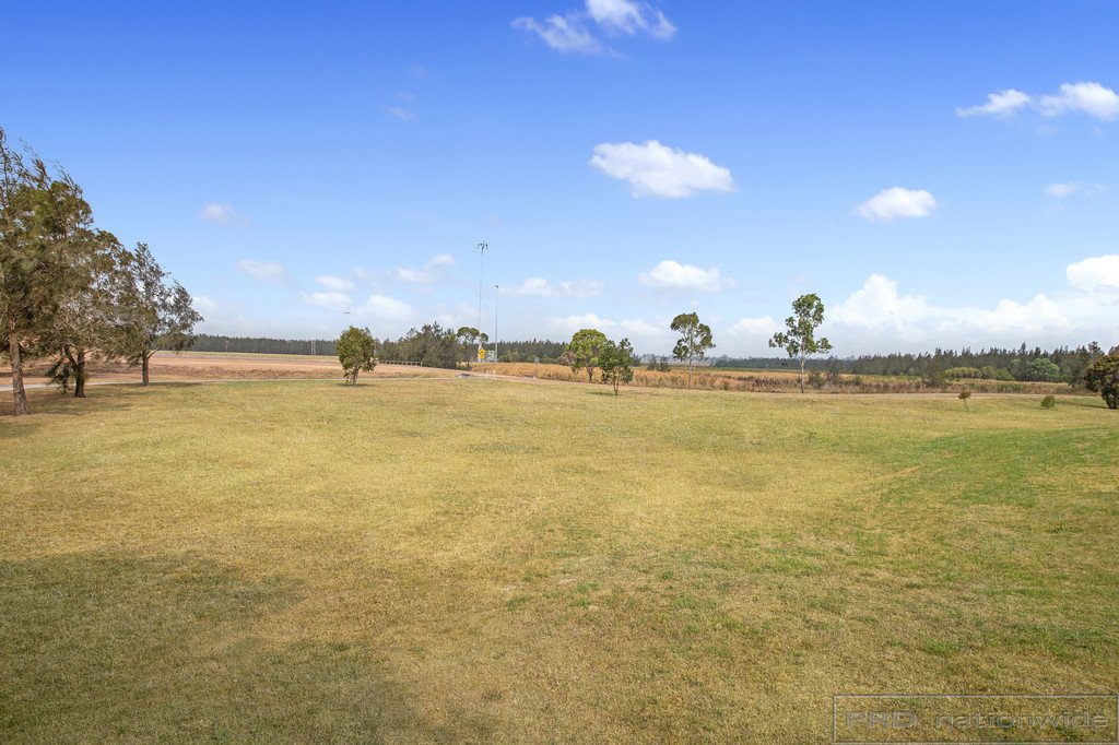 19 Featherwood Place THORNTON 4