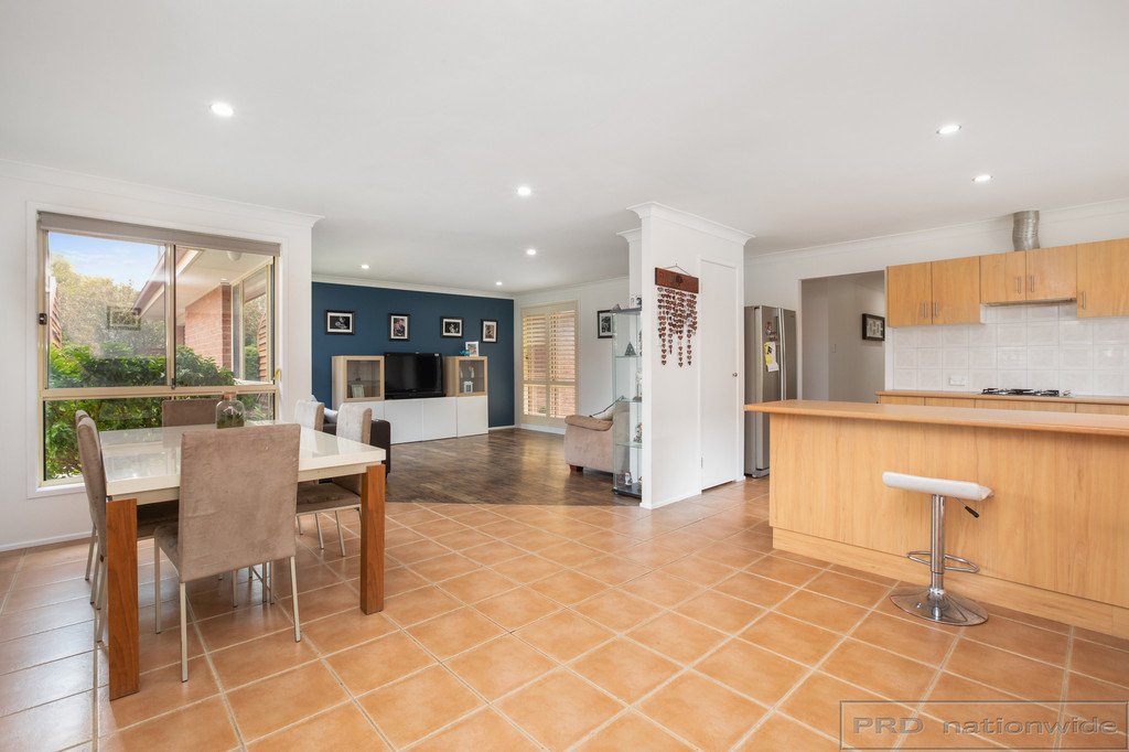 19 Featherwood Place THORNTON 8