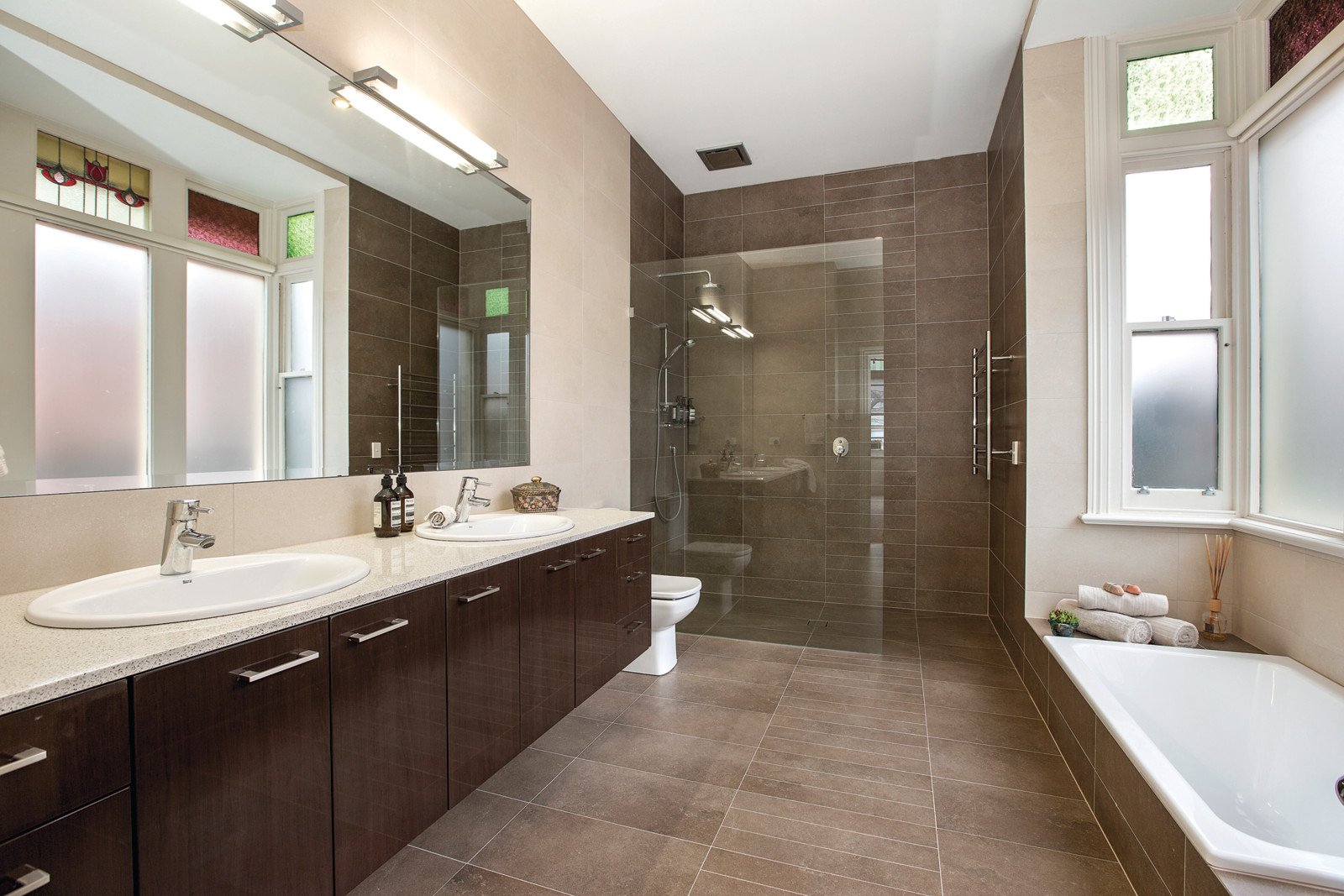 19 Fermanagh Road, Camberwell, VIC