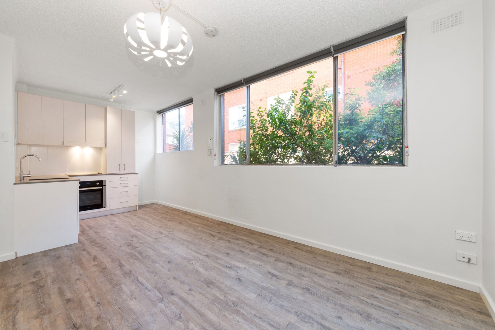 1/9 Flack Avenue HILLSDALE 1