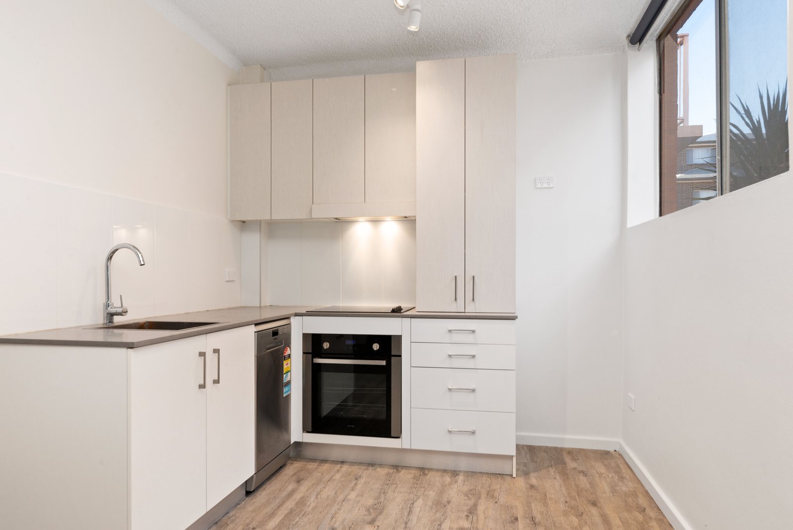 1/9 Flack Avenue HILLSDALE 2