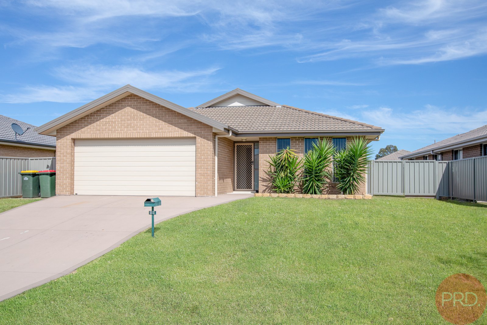 19 Fonda Avenue RUTHERFORD 1