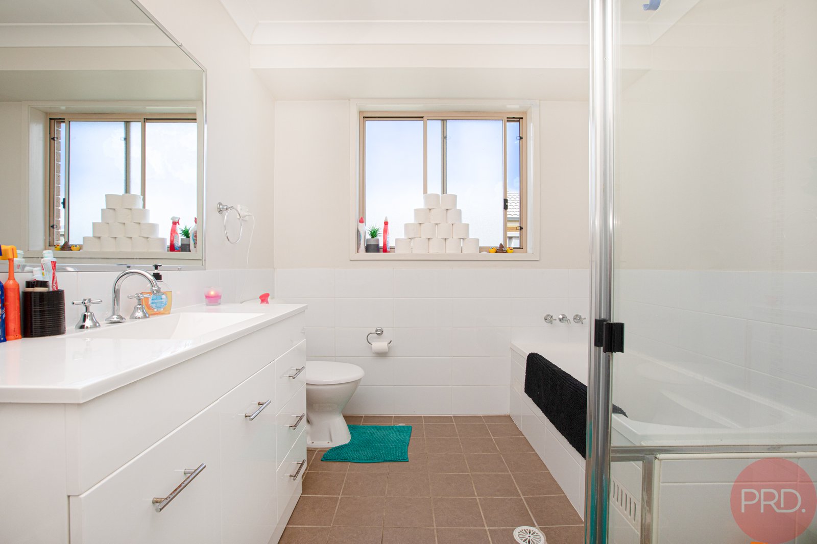 19 Fonda Avenue RUTHERFORD 16