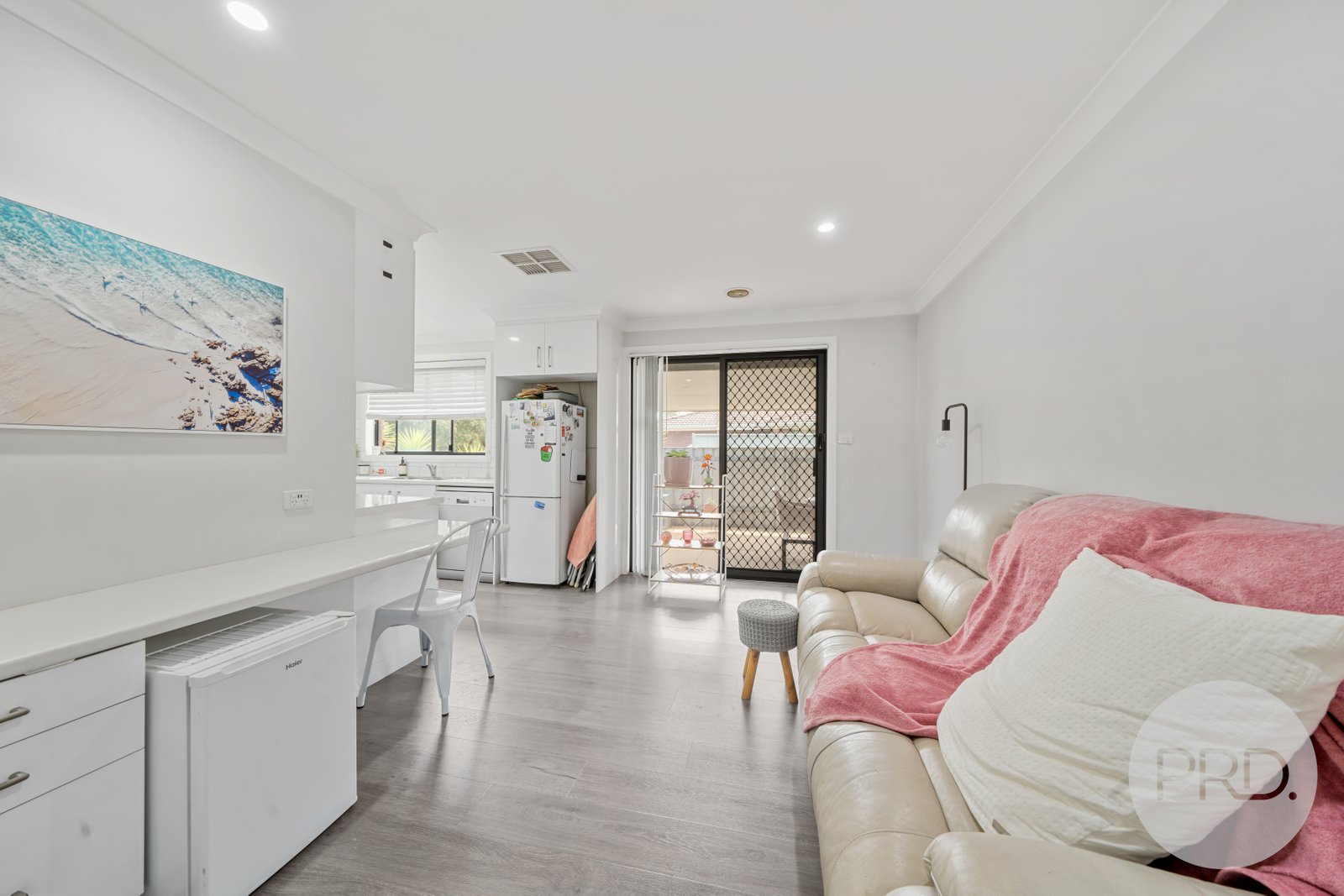 19 Forrest Street LAKE ALBERT 5