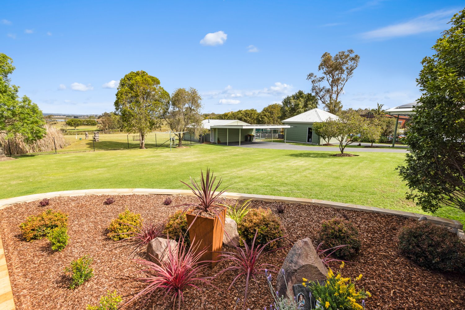 19 Forsythe Parade BLACK HILL 32