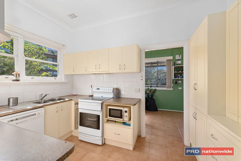 19 Frances Street COFFS HARBOUR 8