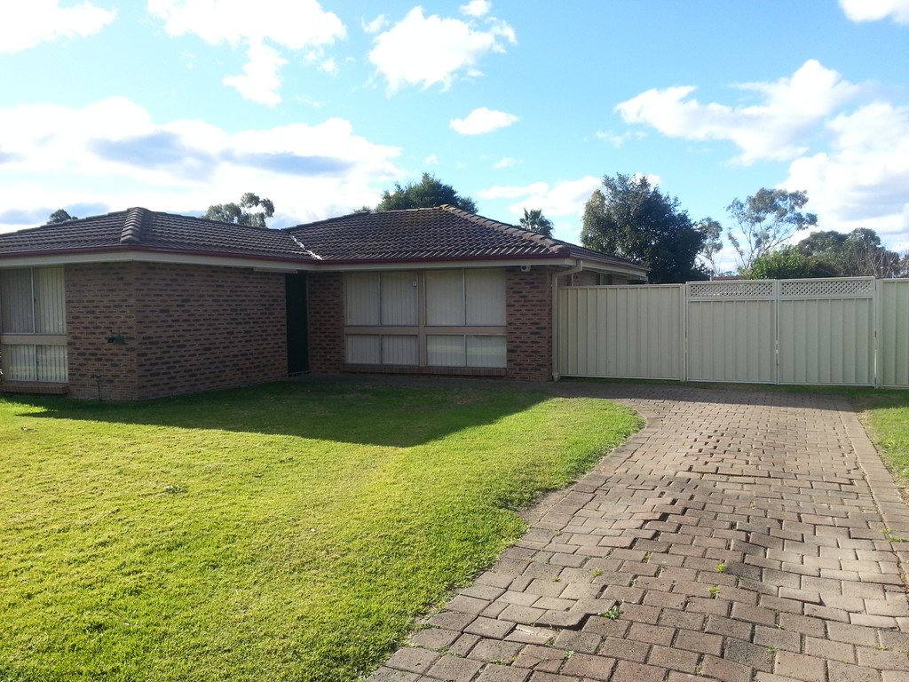 19 Gadara Drive SOUTH PENRITH 2